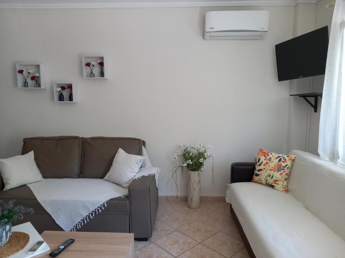 Peramos Apartments Néa Péramos Eksteriør bilde